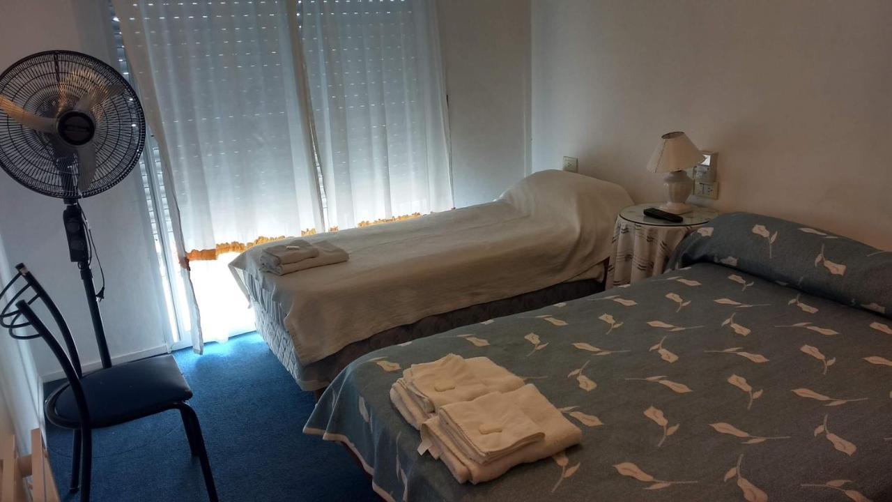 Hotel Soleares Mar del Plata Room photo